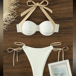 Pearly white bikini set